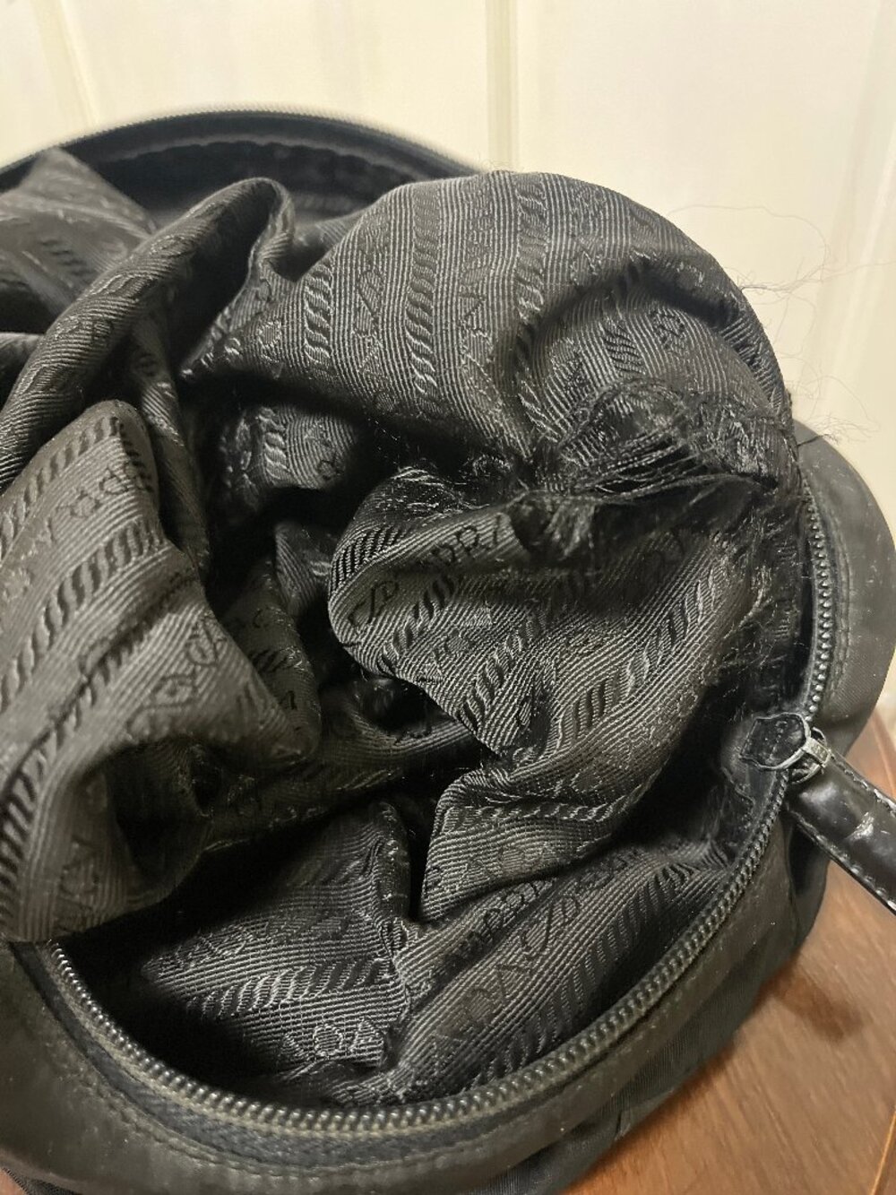 Y2K Black Prada Nylon shoulder bag purse - Picture 14 of 14